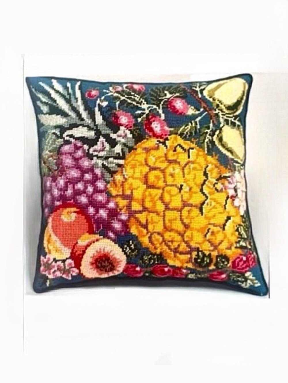 RARE! NEEDLEPOINT KIT *  Lucious FRUITS * Winthurthur